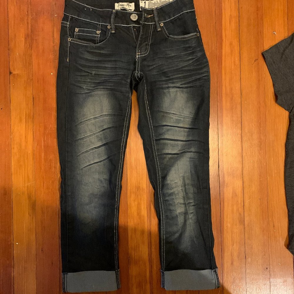 Dark skinny jeans